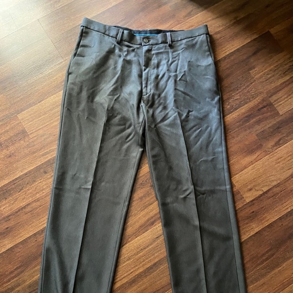Haggar Pants 36x32 - Picture 4 of 14